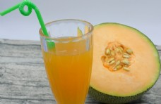 新疆哈密瓜水果与饮品